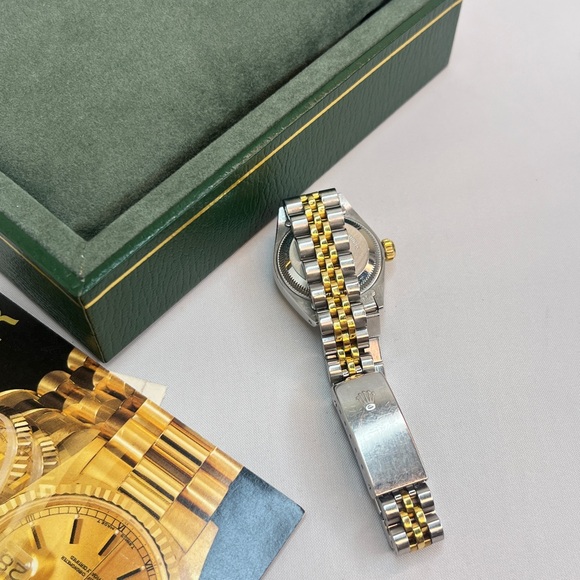 PAPERS Rolex Datejust 26mm 69240 Two Tone Jubilee 18k Gold Roman Dial Watch - Picture 7 of 15